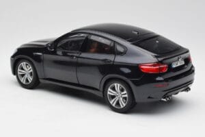 BMW X6 M F86 ブラック Kyosho 1:18 80432157613 メタル - 画像 7/8