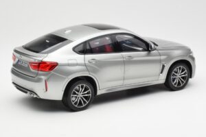 BMW X6 M F86 ドニントングレーメタリック Norev 1:18 80432364886 メタル - 画像 3/8