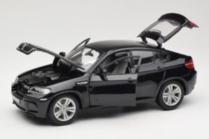 BMW X6 M E71 ブラック Bburago 1:18 18-12081 メタル - 画像 2/8