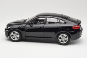 BMW X6 M E71 ブラック Bburago 1:18 18-12081 メタル - 画像 4/8