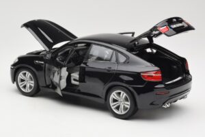 BMW X6 M E71 ブラック Bburago 1:18 18-12081 メタル - 画像 5/8