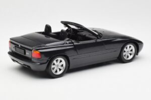 BMW Z1 ブラックメタリック Minichamps 1:18 180020100 メタル - 画像 3/8
