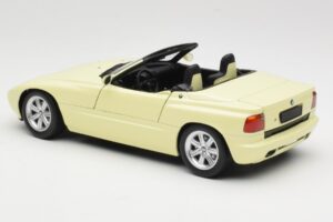 BMW Z1 イエロー Minichamps 1:18 180020104 メタル - 画像 7/8