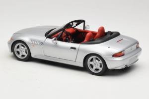 BMW Z3 カブリオレ シルバー UT Models 1:18 20402 メタル - 画像 7/8