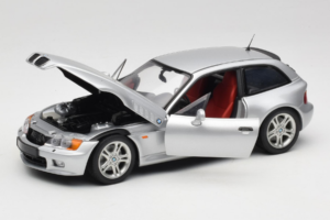 BMW Z3 E36/8 クーペ 2.8 シルバー UT Models 1:18 20421-R1 メタル - 画像 2/8