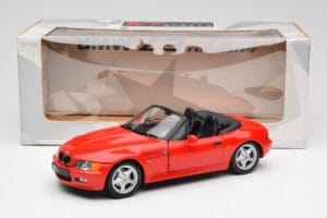 BMW Z3 E36/7 カブリオレ レッド UT Models 1:18 180024330 メタル - 画像 8/8
