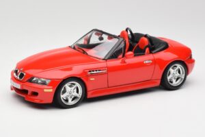BMW Z3 E36/7 ロードスター レッド Bburago 1:18 3349 メタル