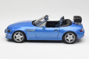 BMW Z3 M Roadster ラゲッジラック付き ブルーメタリック UT Models 1:18 20416 メタル - 画像 4/8
