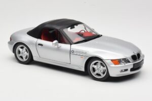 BMW Z3 Roadster 1.8 シルバー UT Models 1:18 20404 メタル - 画像 6/8