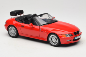 BMW Z3 Roadster 1.9 レッド ディーラー エディション UT Models 1:18 80439423068 メタル - 画像 6/8