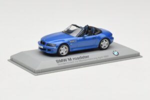 BMW Z3 Roadster 2.8 ブルー Minichamps 1:43 BMW003 メタル - 画像 2/4
