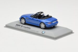 BMW Z3 Roadster 2.8 ブルー Minichamps 1:43 BMW003 メタル - 画像 3/4