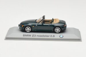BMW Z3 Roadster 2.8 ダークグリーン Minichamps 1:43 80429421514 メタル