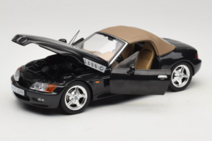 BMW Z3 Roadster グリーン ディーラー エディション UT Models 1:18 80439411711 メタル - 画像 2/8