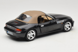 BMW Z3 Roadster グリーン ディーラー エディション UT Models 1:18 80439411711 メタル - 画像 3/8