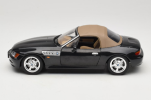 BMW Z3 Roadster グリーン ディーラー エディション UT Models 1:18 80439411711 メタル - 画像 4/8