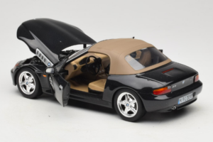 BMW Z3 Roadster グリーン ディーラー エディション UT Models 1:18 80439411711 メタル - 画像 5/8