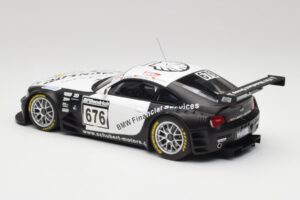 BMW Z4 #676 H. Stuck / J. Hennerici / D. Hurtgen Team Schubert Nürburgring 24 Hours 2006 AUTOart 1:18 80649 メタル - 画像 5/6