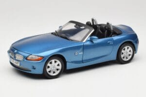 BMW Z4 E85 ブルー Metallic Motormax 1:18 73144 メタル