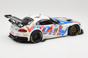 BMW Z4 E89 GT3 #9 Roal Motorsport A. Zanardi / B. Spengler 24 Hours of Spa 2015 Minichamps 1:18 151152309 メタル - 画像 2/6