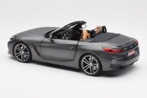 BMW Z4 G29 グレーメタリック Norev 1:18 183270 メタル - 画像 7/8