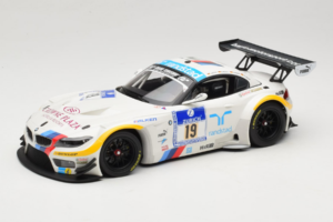 BMW Z4 GT3 #19 Team Schubert J. Muller / D. Muller ADAC 24 Hours Nurburgring 2012 Minichamps 1:18 151122319 メタル