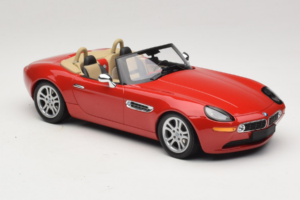 BMW Z8 レッド Minichamps 1:18 155024230 メタル - 画像 4/6