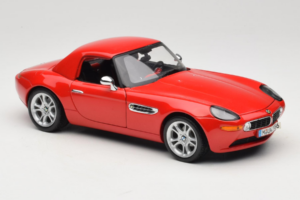 BMW Z8 レッド Kyosho 1:18 80439411730 メタル - 画像 7/9