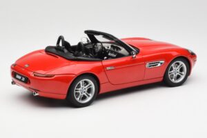 BMW Z8 E52 レッド AUTOart 1:18 70513 メタル - 画像 3/8