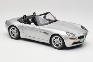 BMW Z8 E52 Titanium Silver Maisto 1:18 536896 メタル - 画像 6/8
