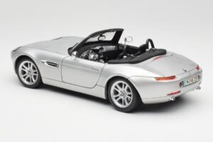 BMW Z8 E52 Titanium Silver Maisto 1:18 536896 メタル - 画像 7/8