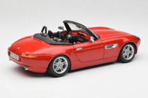 BMW Z8 E52 レッドメタリック Bburago 1:18 18-12032 メタル - 画像 3/8