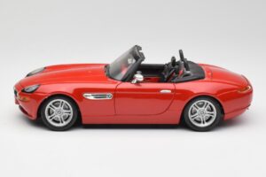 BMW Z8 E52 レッドメタリック Bburago 1:18 18-12032 メタル - 画像 4/8