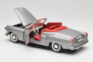 Borgward Isabella カブリオレ シルバー Revell 1:18 8411 メタル - 画像 5/8