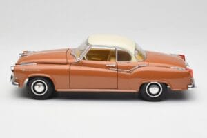 Borgward Isabella Coupe ブロンズ ホワイト Revell 1:18 08982 メタル - 画像 4/8
