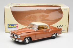 Borgward Isabella Coupe ブロンズ ホワイト Revell 1:18 08982 メタル - 画像 5/8