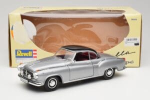 Borgward Isabella クーペ グレー & ブラック Revell 1:18 8989 メタル - 画像 2/8