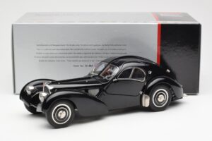 Bugatti 57SC Atlantic ブラック CMC 1:18 M-085 メタル - 画像 6/6