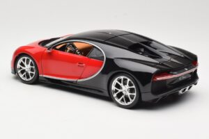 Bugatti Chiron ブラック & レッド Bburago 1:18 18-11040 メタル - 画像 7/8