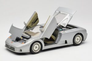 Bugatti EB110 シルバー Bburago 1:18 3035-S メタル - 画像 2/8