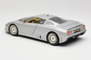 Bugatti EB110 シルバー Bburago 1:18 3035-S メタル - 画像 7/8