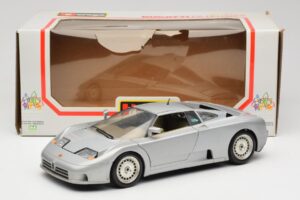 Bugatti EB110 シルバー Bburago 1:18 3035-S メタル - 画像 8/8