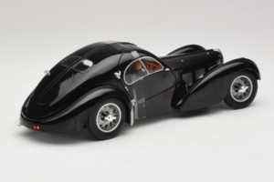 Bugatti Type 57 SC Atlantic ブラック Solido 1:18 S1802101 メタル - 画像 2/6