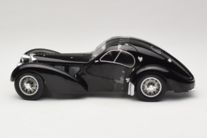 Bugatti Type 57 SC Atlantic ブラック Solido 1:18 S1802101 メタル - 画像 3/6