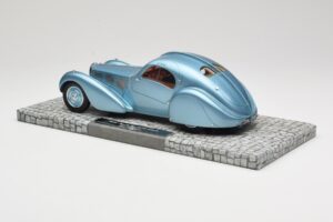 Bugatti Type 57SC Atlantic ブルー Minichamps 1:18 107110320 メタル - 画像 5/6