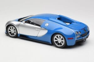 Bugatti Veyron Edition Centenaire Chrome Blue Minichamps 1:18 100110850-O メタル - 画像 6/7