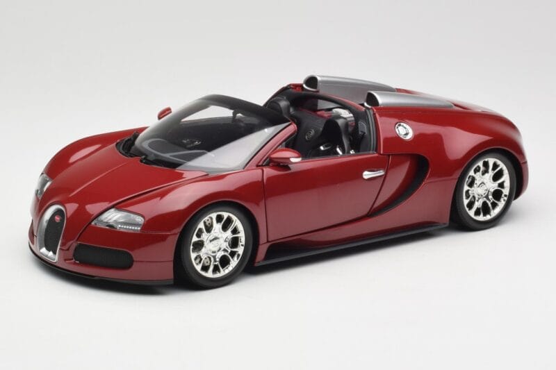 Bugatti Veyron Grand Sport レッド Minichamps 1:18 100110832 メタル