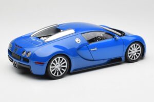 Bugatti Veyron ライトブルー ダークブルー Minichamps 1:18 100110821 メタル - 画像 3/8