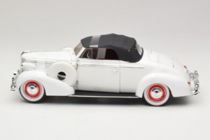 Buick Century カブリオレ ホワイト Signature Models 1:18 18131 メタル - 画像 3/6