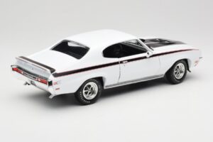 Buick GSX ホワイト American Muscle 1:18 AMM1322/06 メタル - 画像 3/8